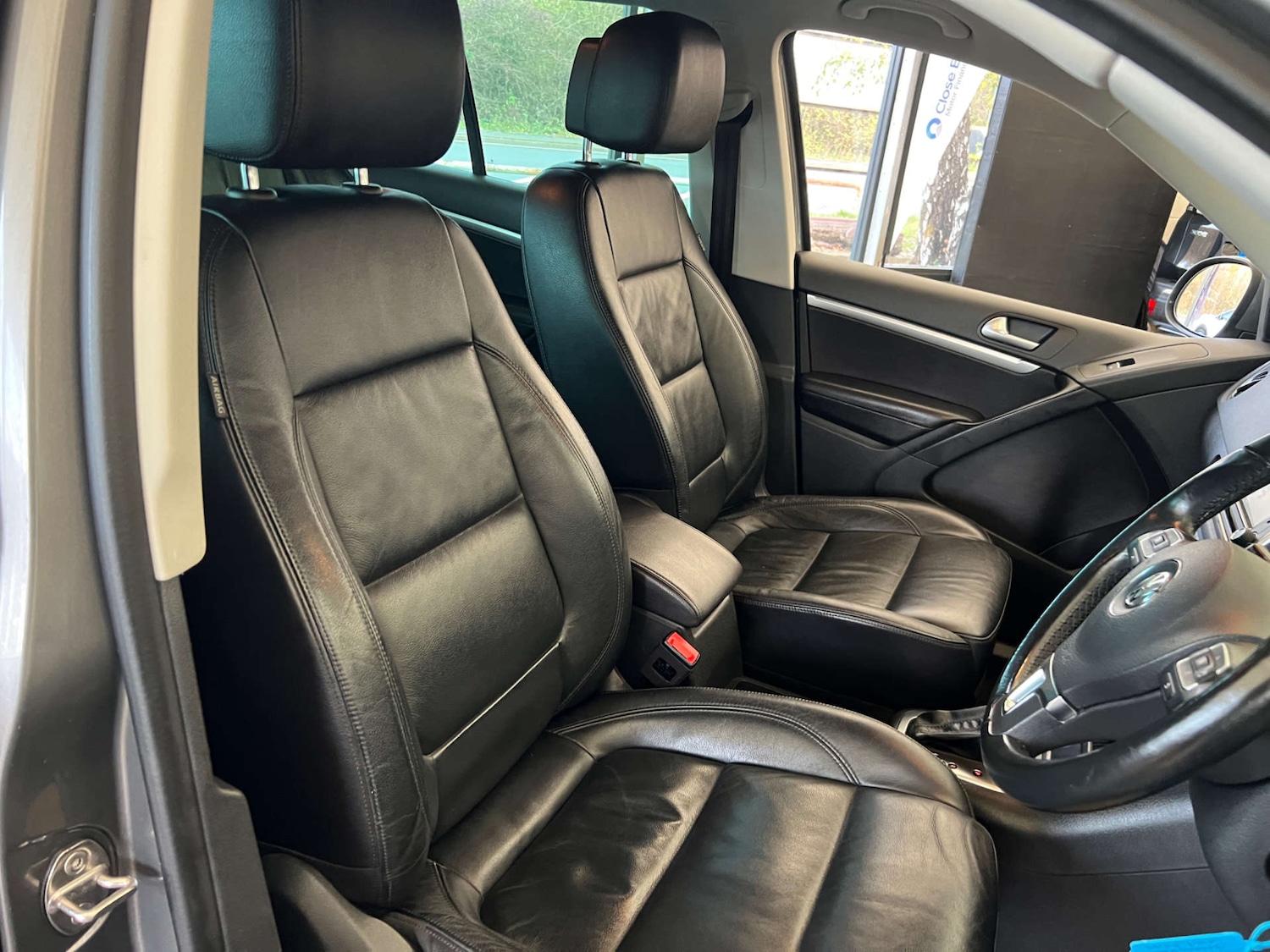 Used Volkswagen Tiguan 2015 for sale - 76571356: Photo 10