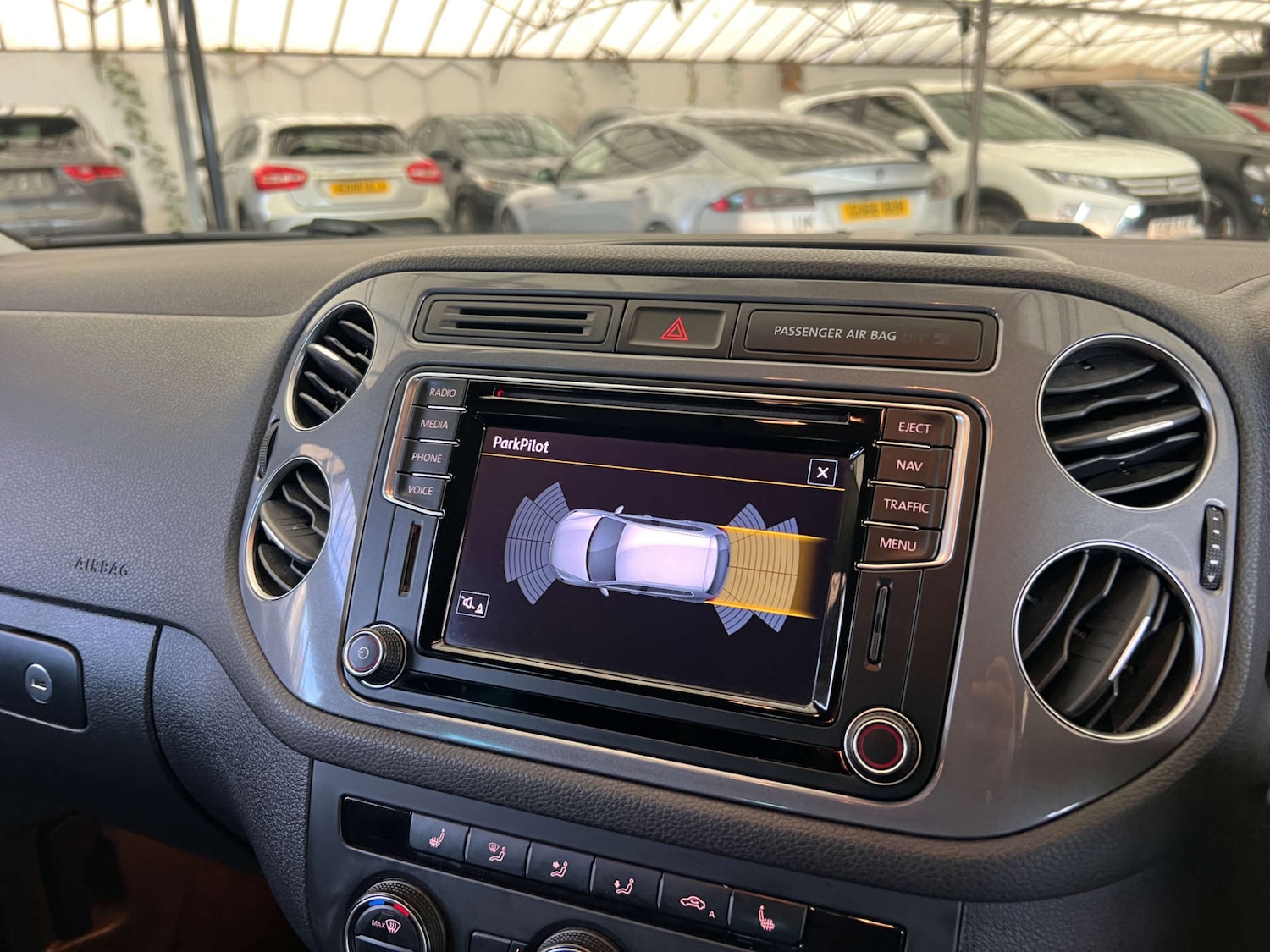 Used Volkswagen Tiguan 2015 for sale - 76571356: Photo 22