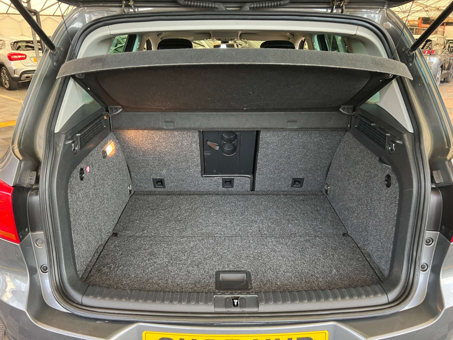 Used Volkswagen Tiguan 2015 for sale - 76571356: Photo 30