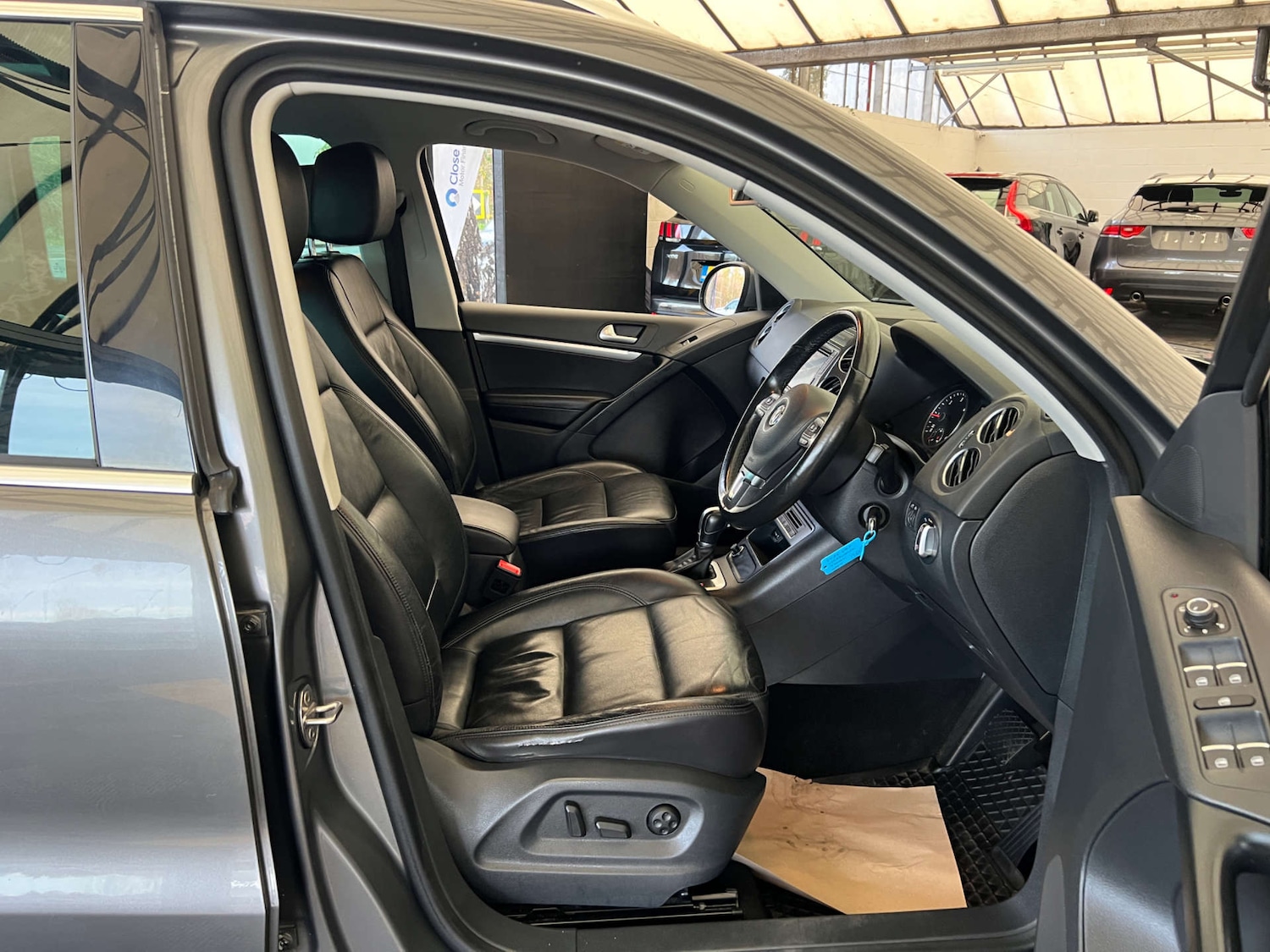 Used Volkswagen Tiguan 2015 for sale - 76571356: Photo 9