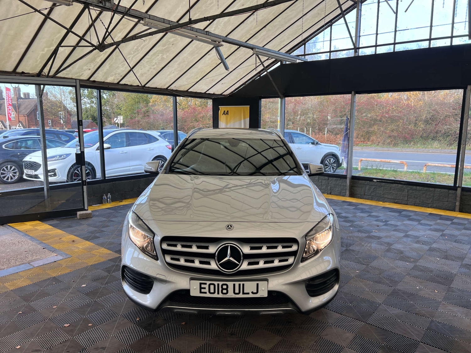 Used Mercedes-Benz GLA 2018 for sale - 76571352: Photo 3