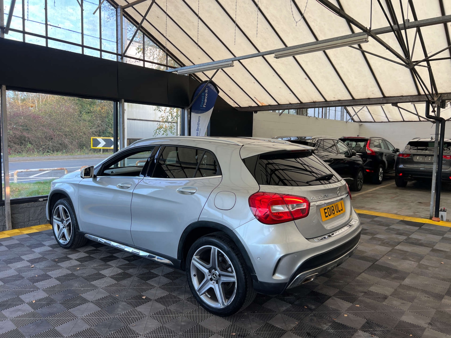 Used Mercedes-Benz GLA 2018 for sale - 76571352: Photo 6