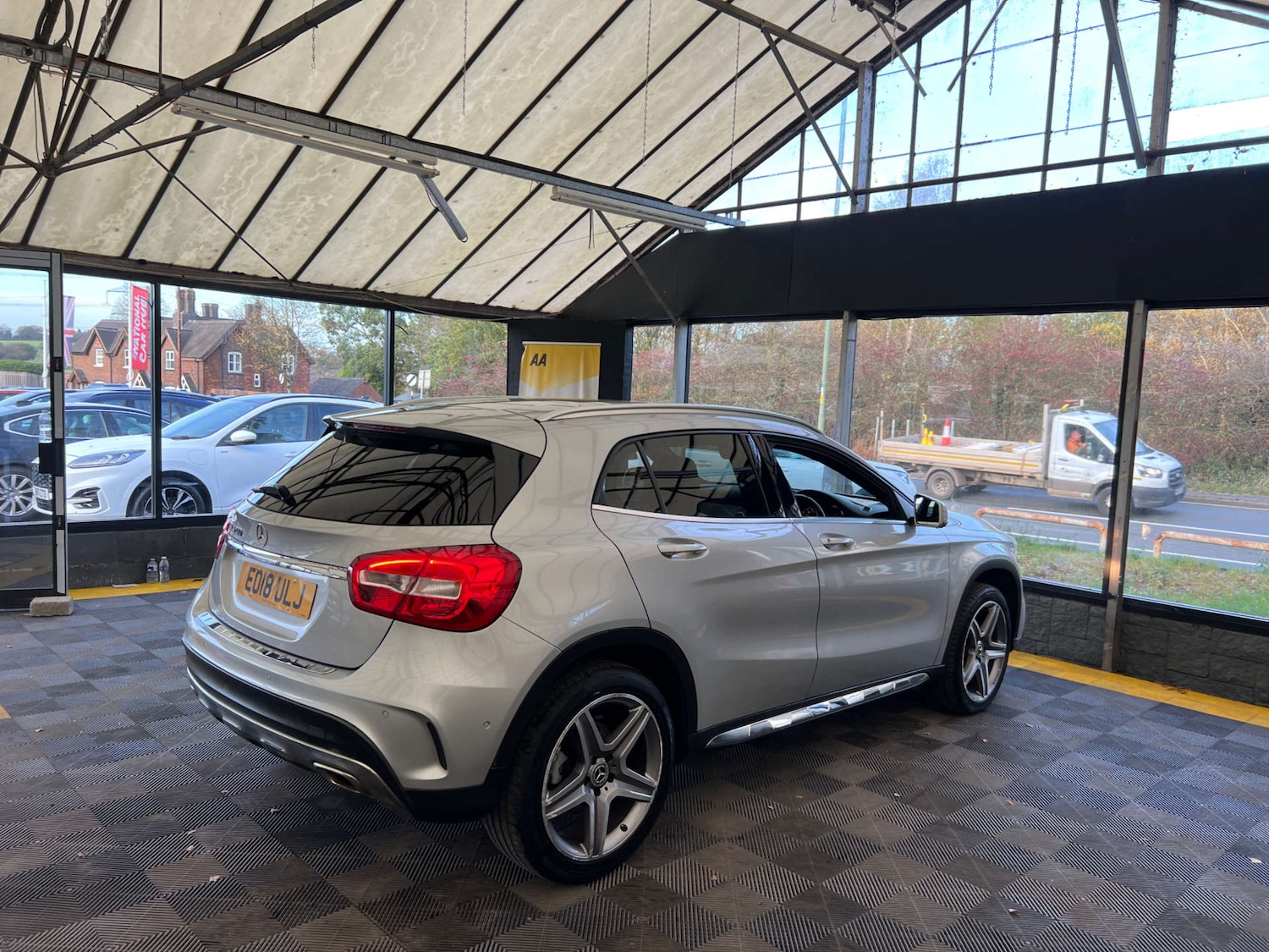Used Mercedes-Benz GLA 2018 for sale - 76571352: Photo 8