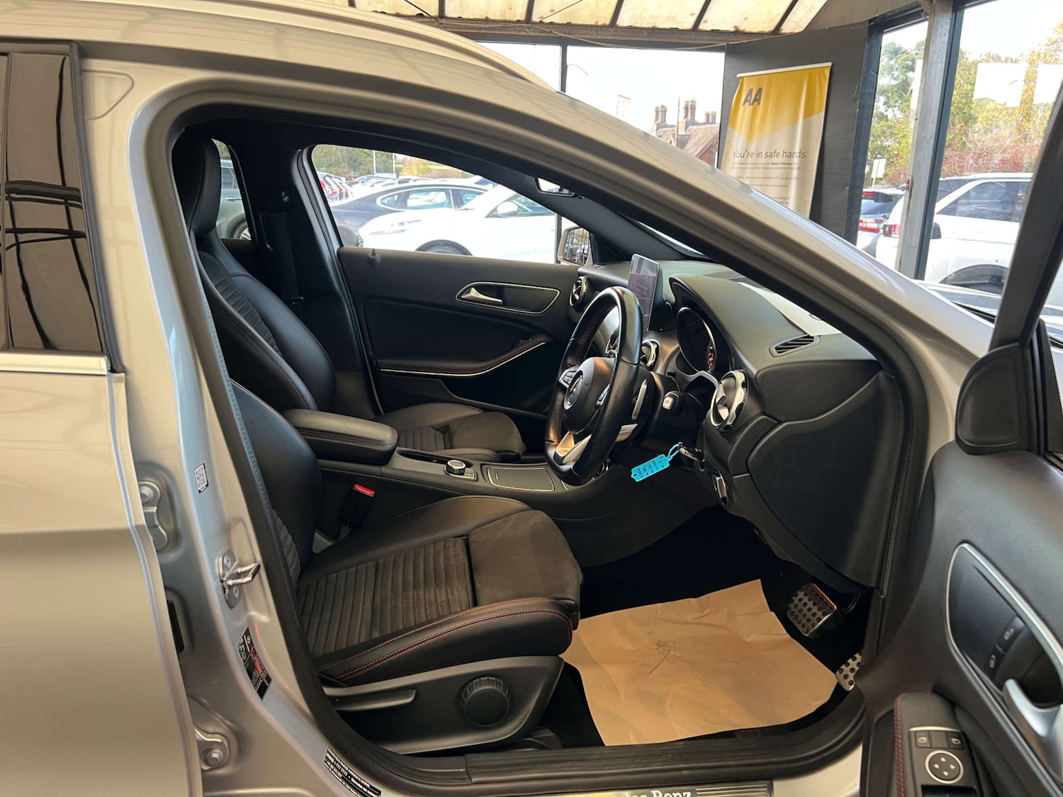 Used Mercedes-Benz GLA 2018 for sale - 76571352: Photo 9