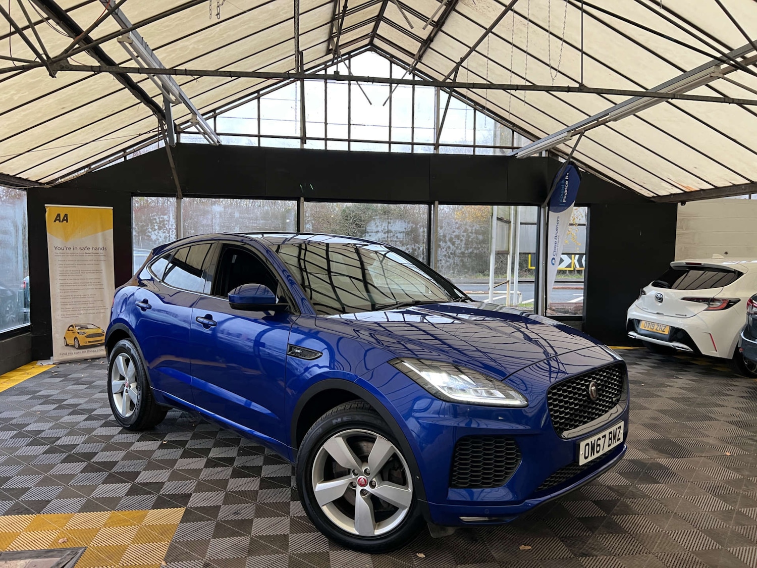 Used Jaguar E-Pace 2018 for sale - 76846805: Photo 1
