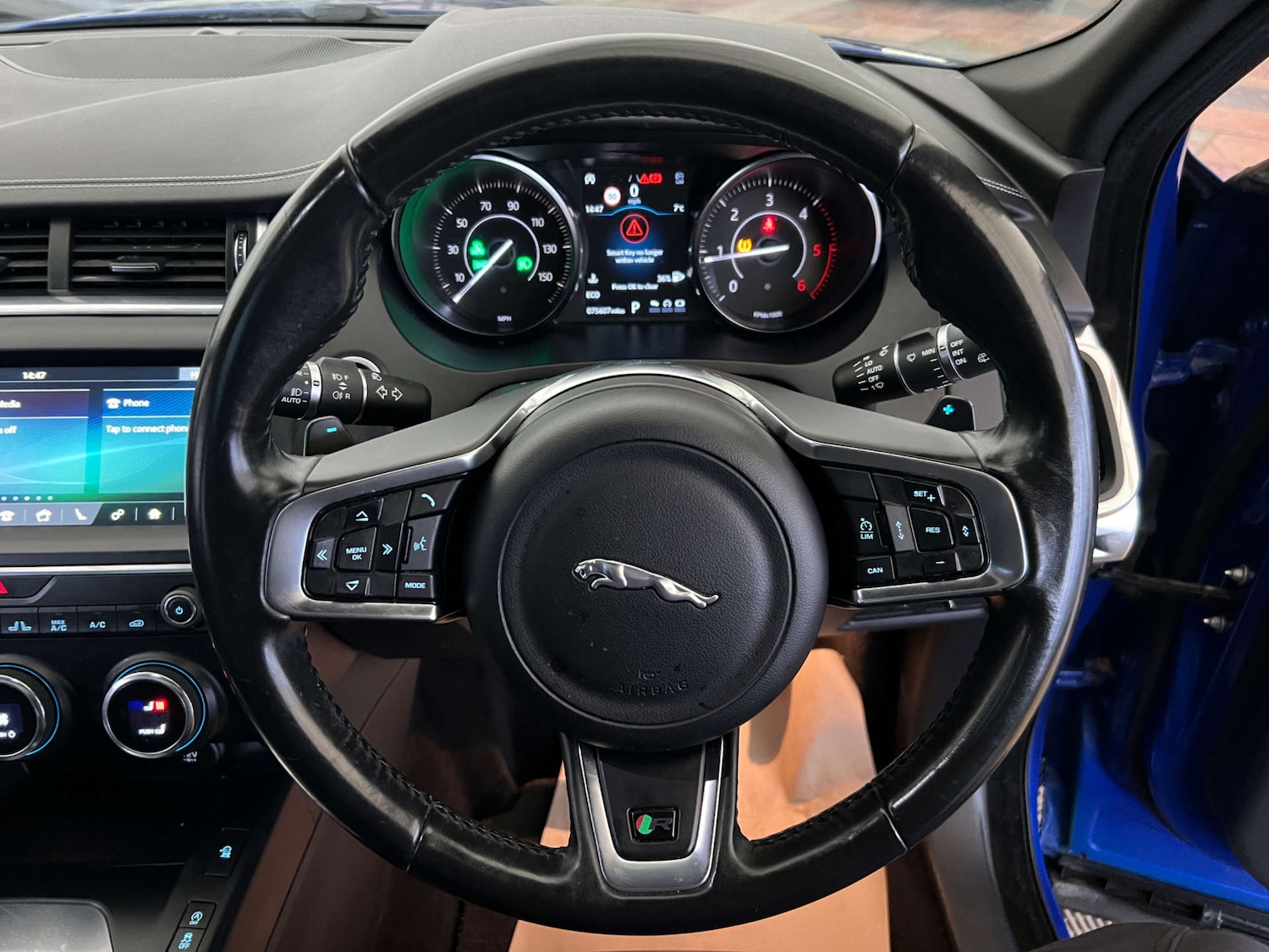 Used Jaguar E-Pace 2018 for sale - 76846805: Photo 15