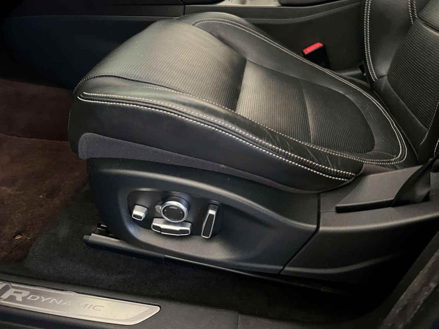 Used Jaguar E-Pace 2018 for sale - 76846805: Photo 27