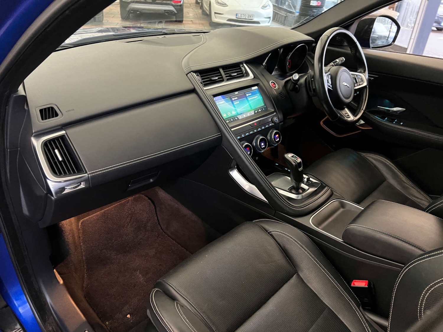 Used Jaguar E-Pace 2018 for sale - 76846805: Photo 29