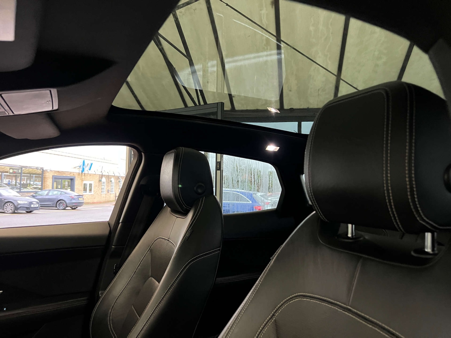 Used Jaguar E-Pace 2018 for sale - 76846805: Photo 30