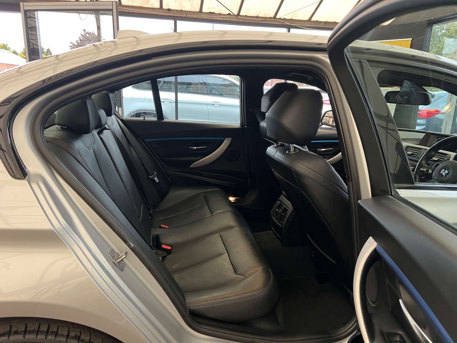 Used BMW 3 Series 2018 for sale - 76601517: Photo 26