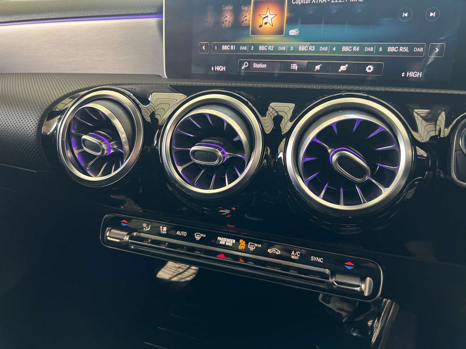 Used Mercedes-Benz A-Class 2019 for sale - 76604236: Photo 20