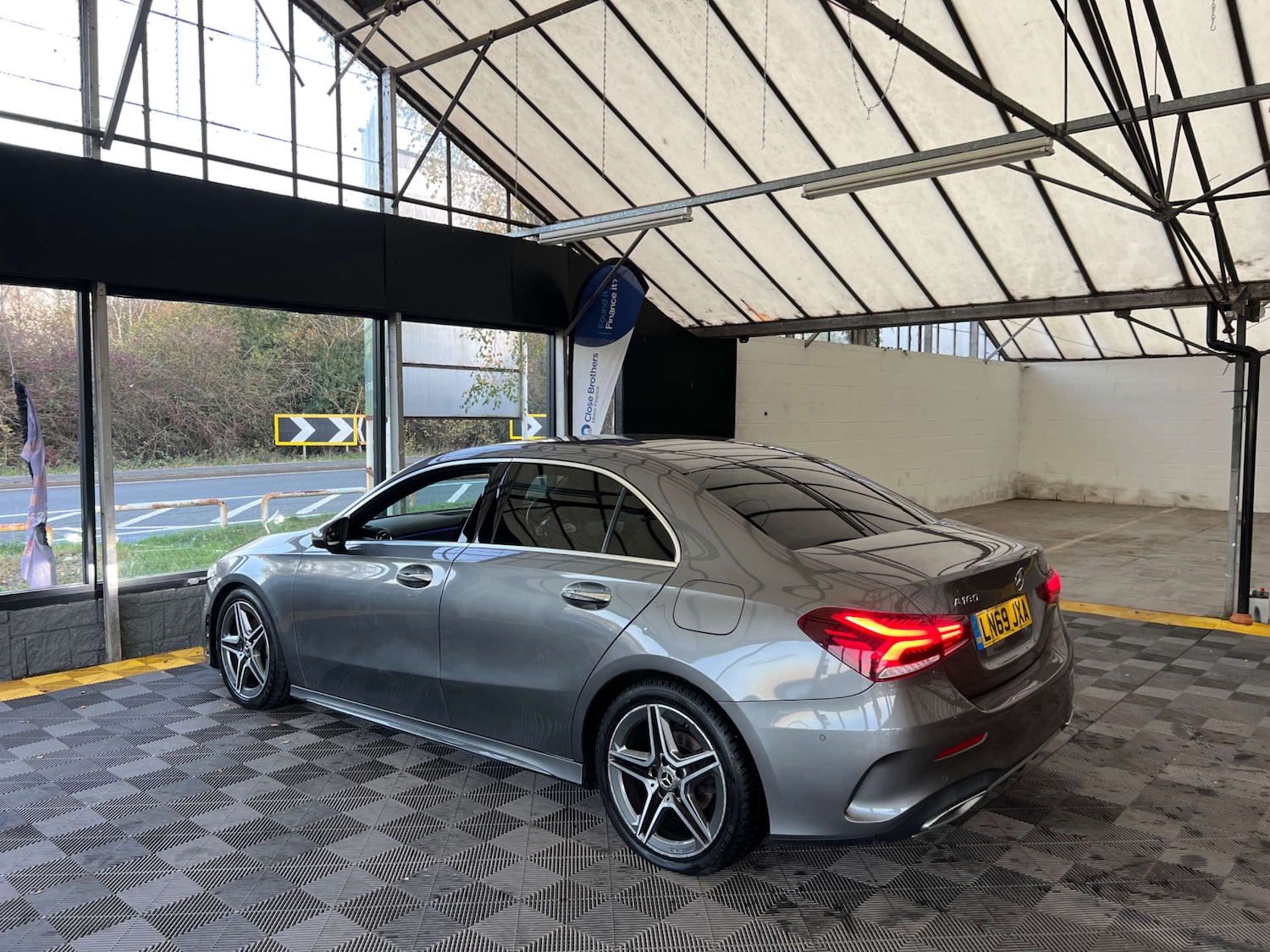 Used Mercedes-Benz A-Class 2019 for sale - 76604236: Photo 5