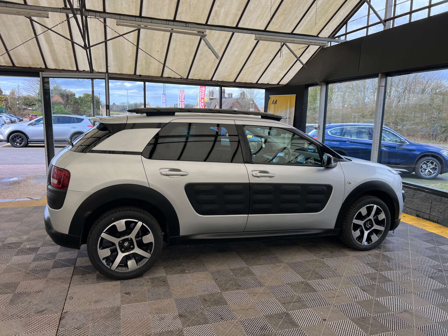 Used Citroen C4 Cactus 2016 for sale - 77704370: Photo 9