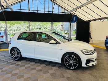 Used Volkswagen Golf 2017 for sale - 75654787: Photo