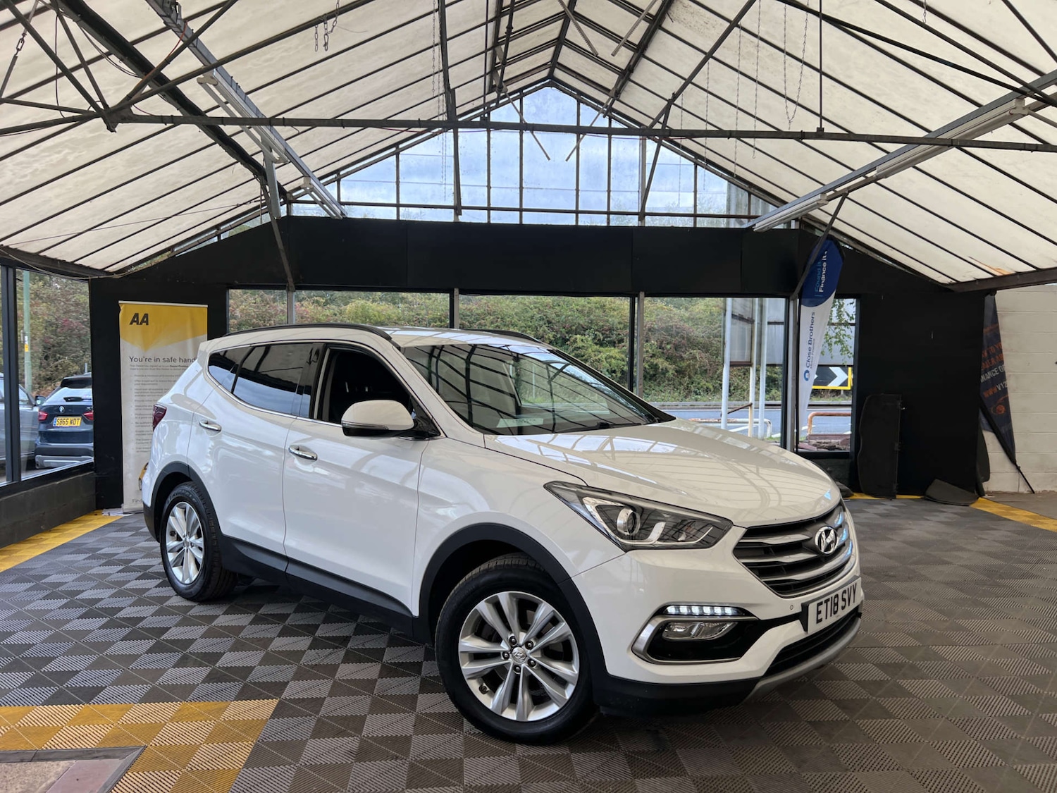 Used Hyundai Santa Fe 2018 for sale - 76591657: Photo 1