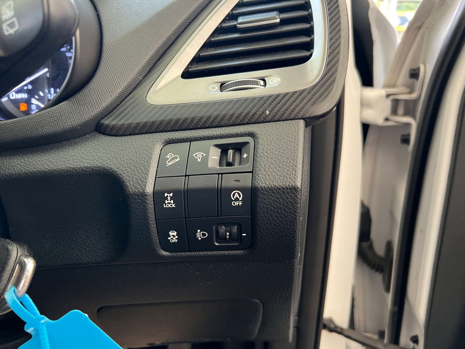 Used Hyundai Santa Fe 2018 for sale - 76591657: Photo 16