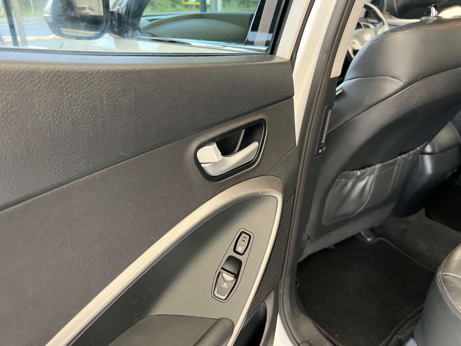 Used Hyundai Santa Fe 2018 for sale - 76591657: Photo 29