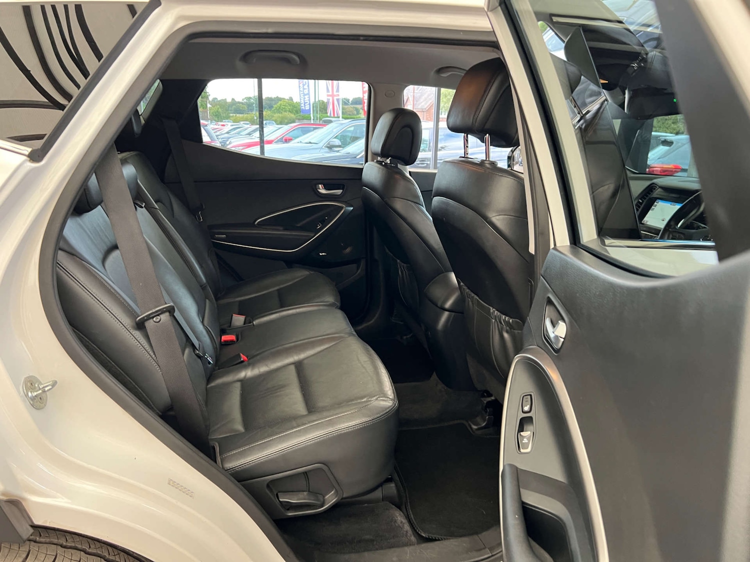 Used Hyundai Santa Fe 2018 for sale - 76591657: Photo 30