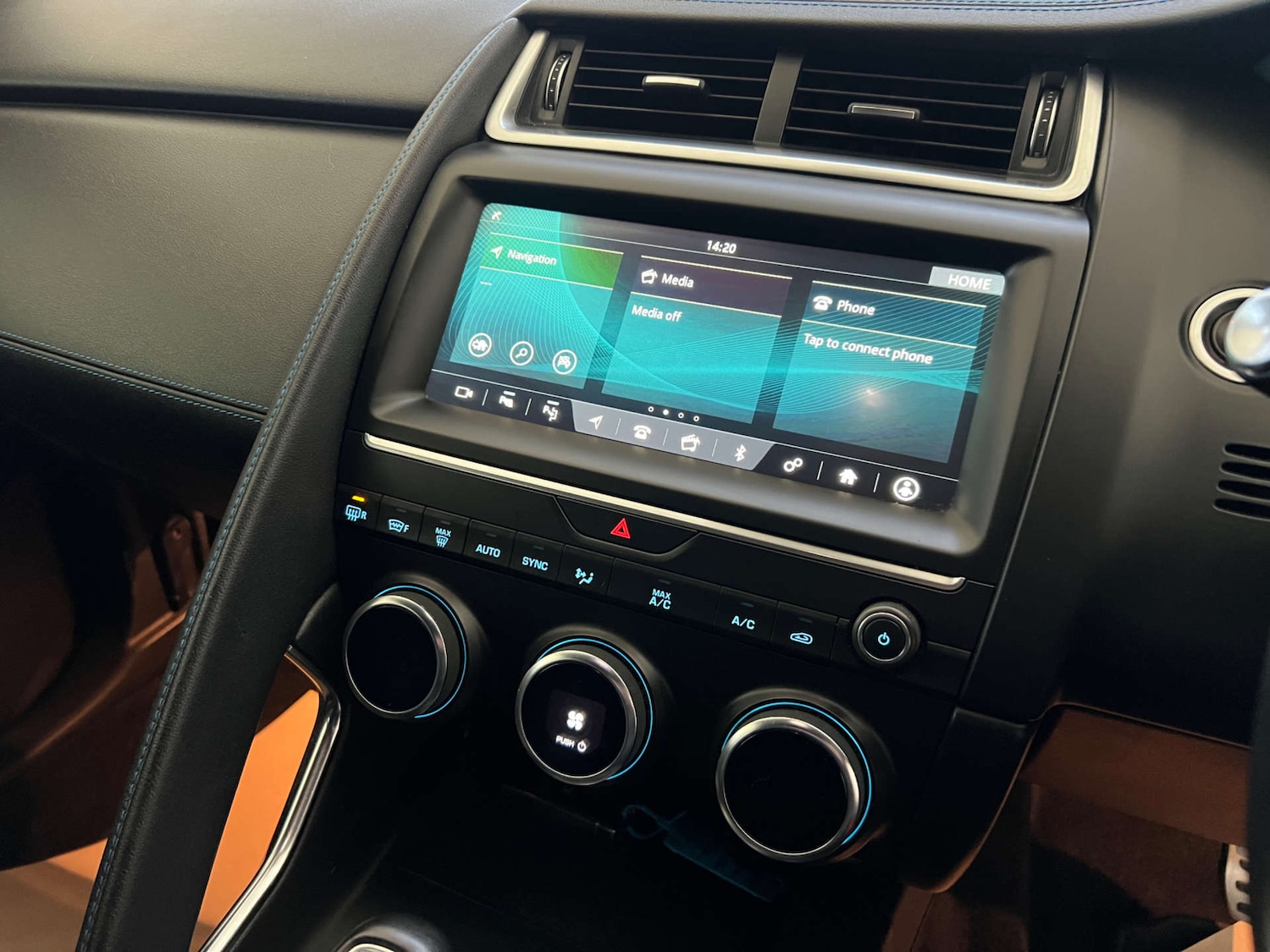 Used Jaguar E-Pace 2019 for sale - 77038515: Photo 17