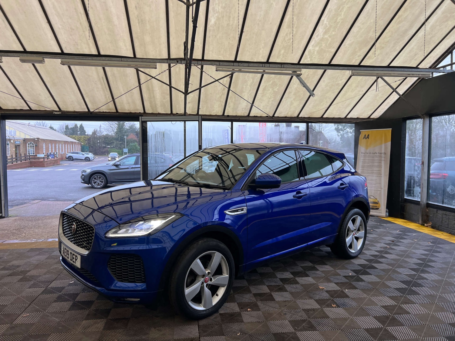 Used Jaguar E-Pace 2019 for sale - 77038515: Photo 4