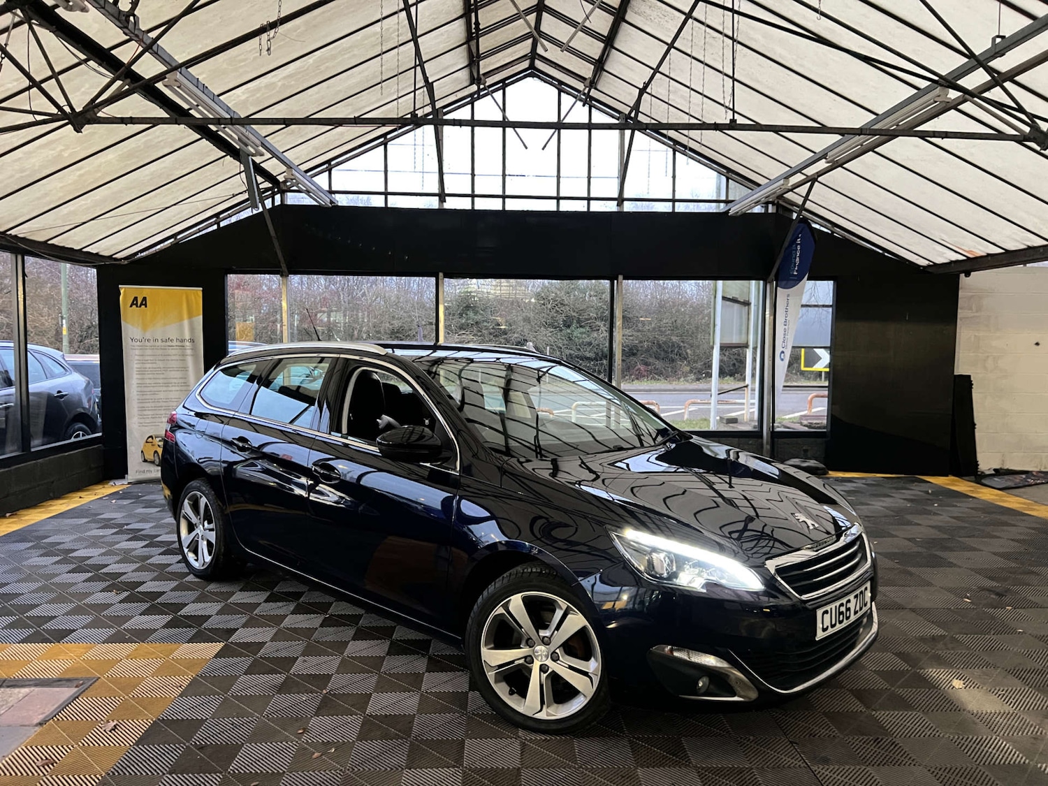 Used Peugeot 308 2016 for sale - 77073362: Photo 1