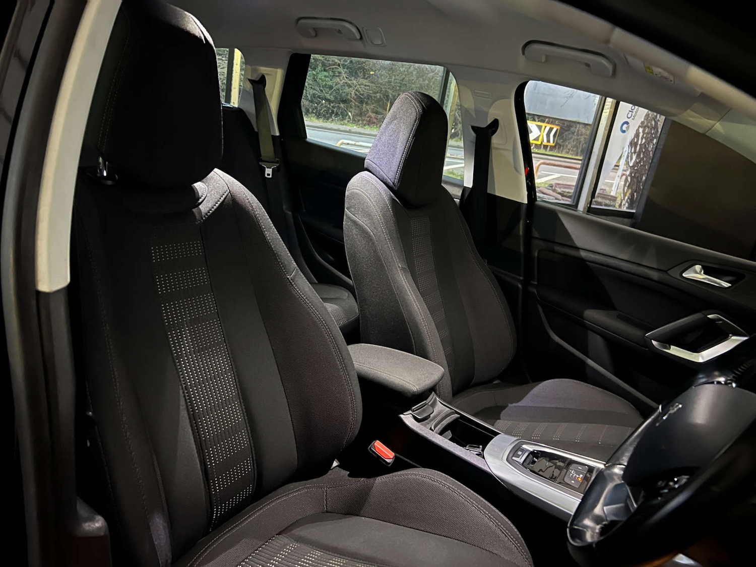 Used Peugeot 308 2016 for sale - 77073362: Photo 10