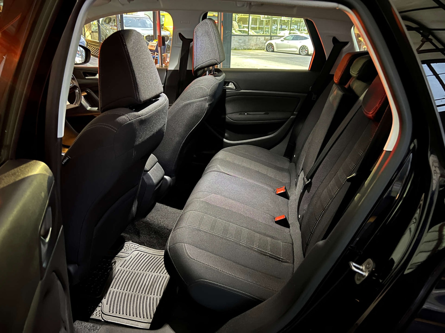 Used Peugeot 308 2016 for sale - 77073362: Photo 24