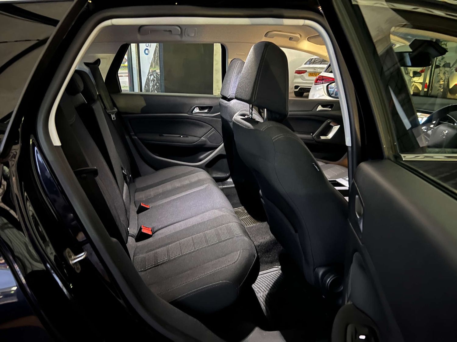 Used Peugeot 308 2016 for sale - 77073362: Photo 25