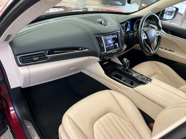 Used Maserati Levante 2017 for sale - 76231912: Photo 32