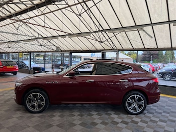 Used Maserati Levante 2017 for sale - 76231912: Photo 4