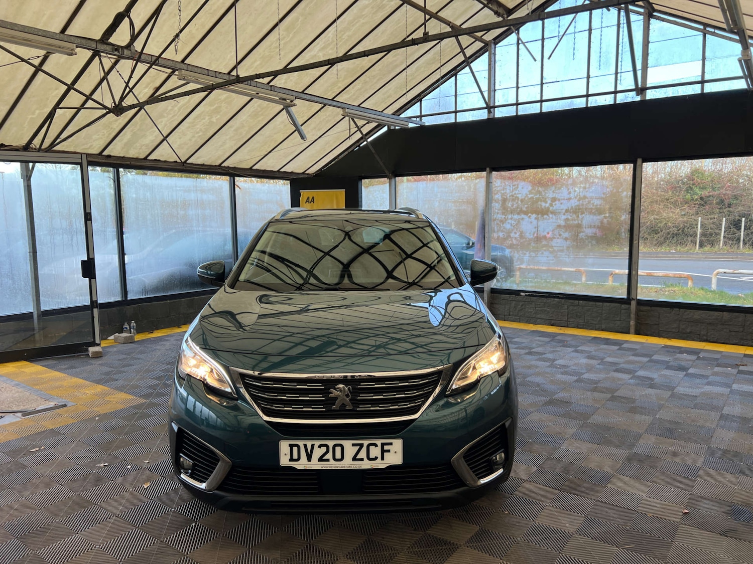 Used Peugeot 5008 2020 for sale - 76829865: Photo 3