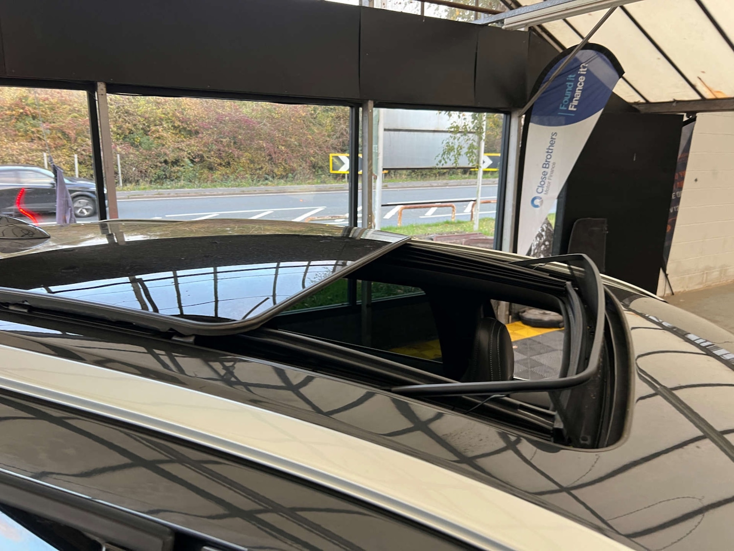 Used Volvo XC60 2017 for sale - 76601878: Photo 11