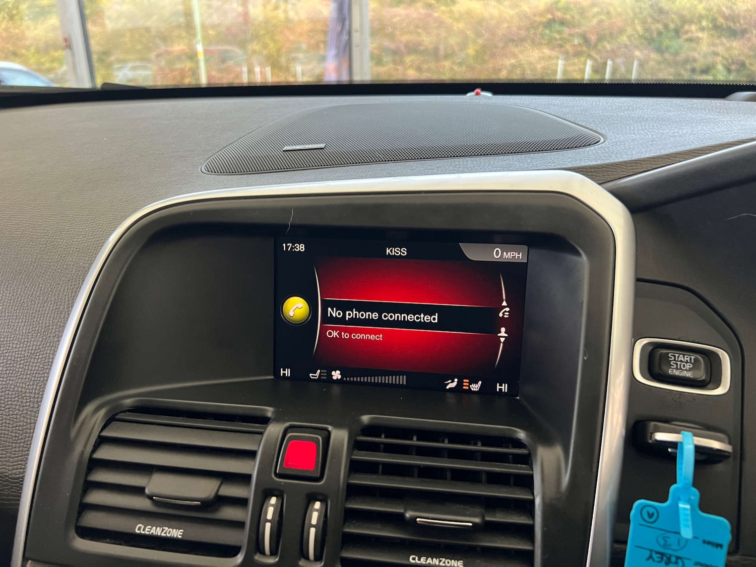 Used Volvo XC60 2017 for sale - 76601878: Photo 17