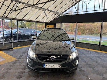 Used Volvo XC60 2017 for sale - 76601878: Photo