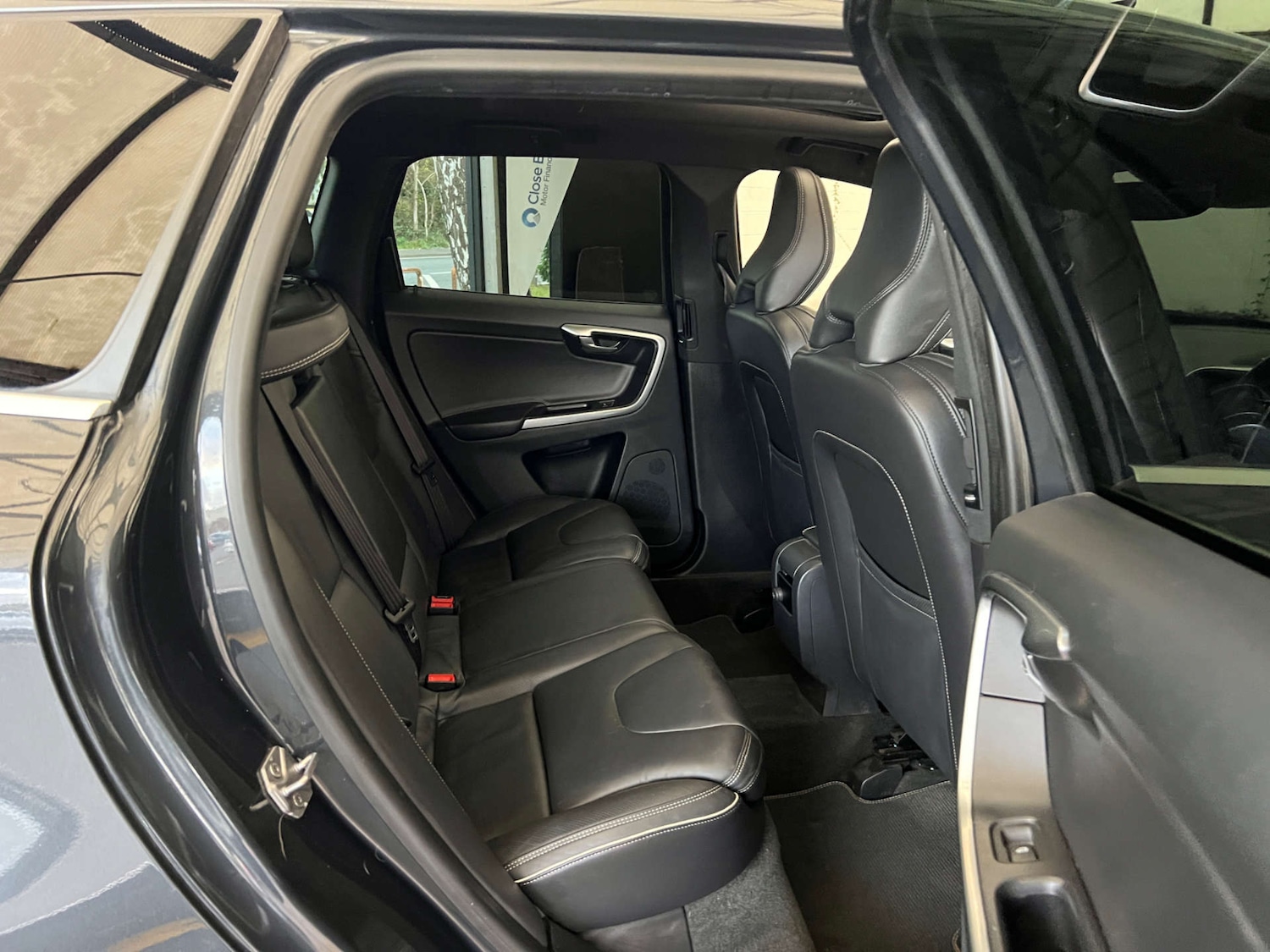 Used Volvo XC60 2017 for sale - 76601878: Photo 32