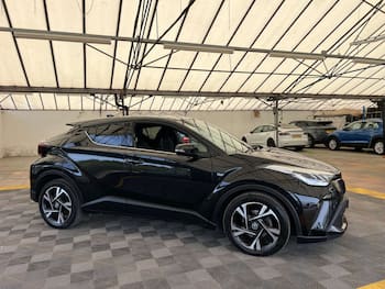 Used Toyota C-HR 2023 for sale - 79765789: Photo