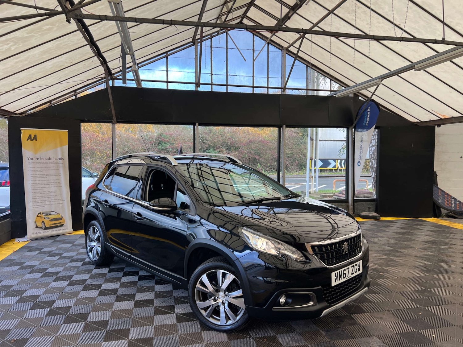 Used Peugeot 2008 2018 for sale - 76544311: Photo 1