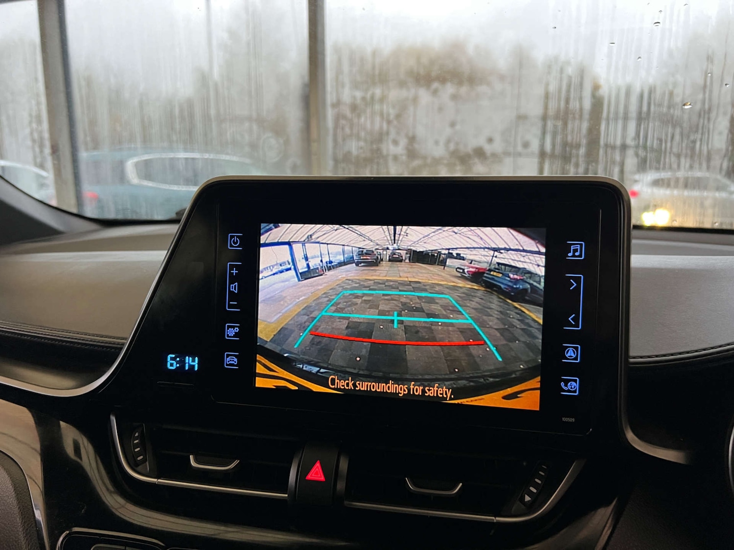 Used Toyota C-HR 2017 for sale - 76591655: Photo 19