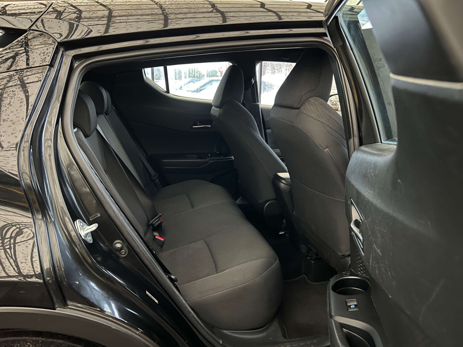 Used Toyota C-HR 2017 for sale - 76591655: Photo 24