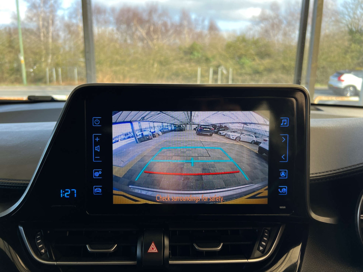 Used Toyota C-HR 2017 for sale - 77675376: Photo 20