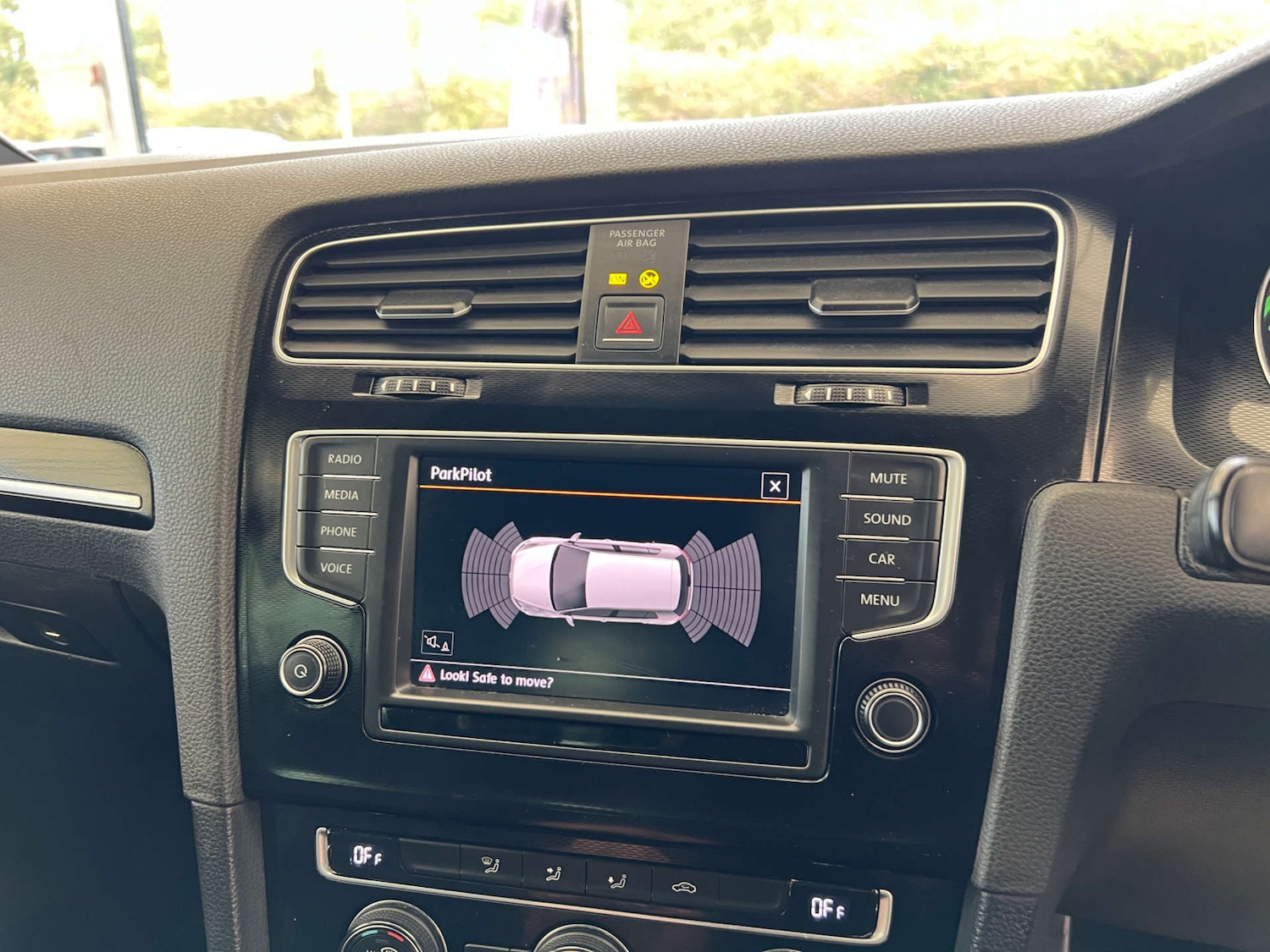 Used Volkswagen Golf 2016 for sale - 76231889: Photo 17