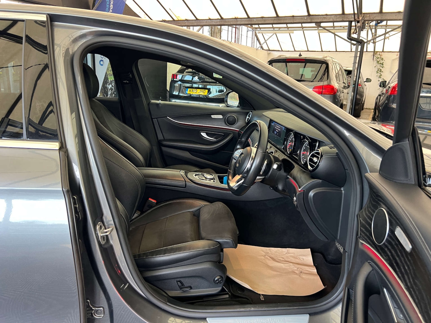 Used Mercedes-Benz E Class 2018 for sale - 76571360: Photo 10