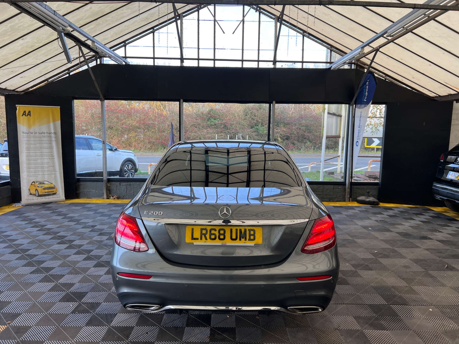 Used Mercedes-Benz E Class 2018 for sale - 76571360: Photo 7