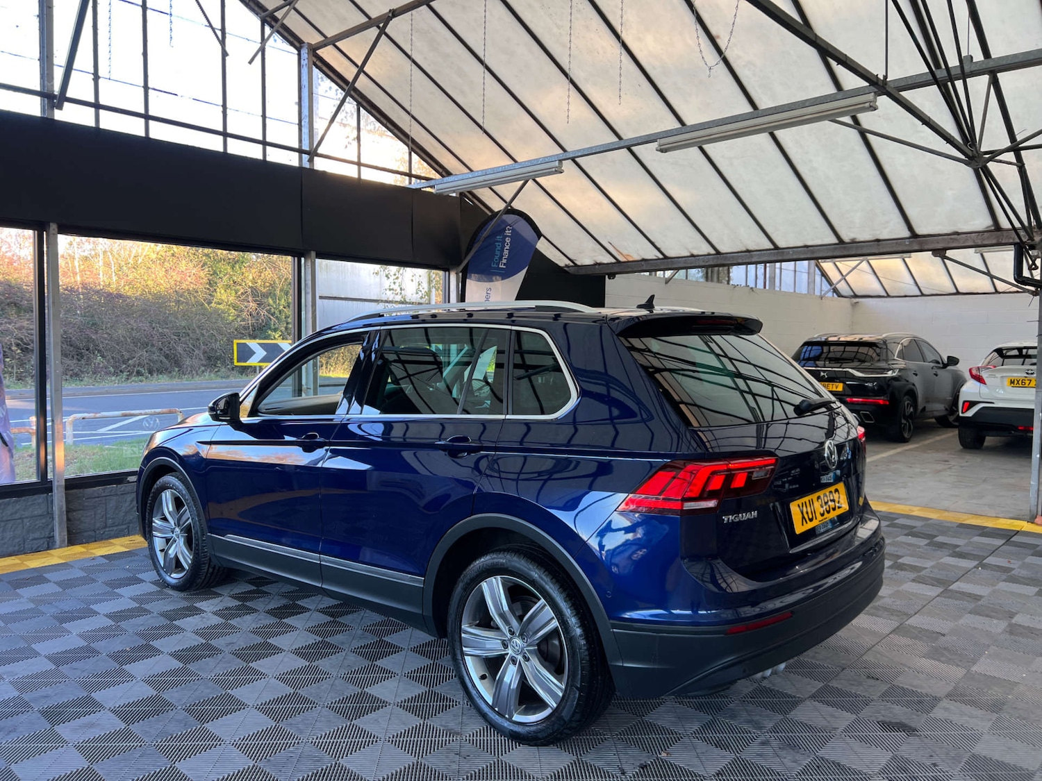 Used Volkswagen Tiguan 2019 for sale - 76650395: Photo 6