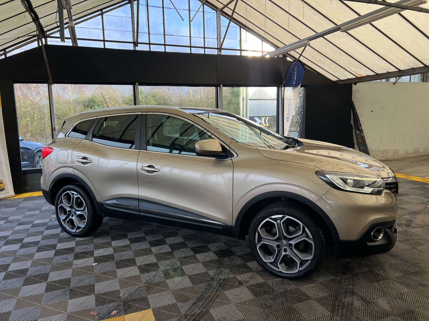 Used Renault Kadjar 2017 for sale - 77393360: Photo 3