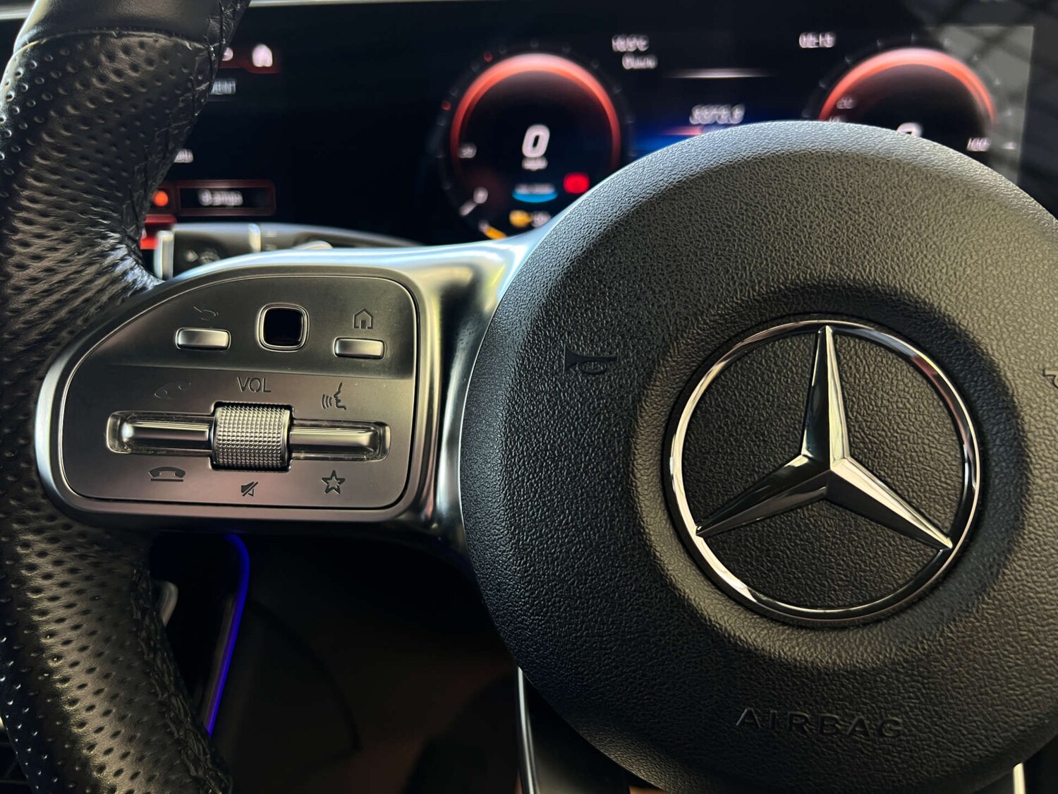 Used Mercedes-Benz EQC 2020 for sale - 77523144: Photo 15