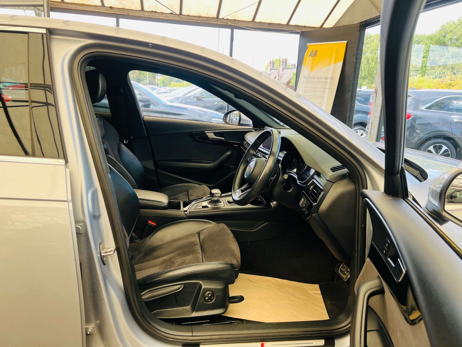 Used Audi A4 2018 for sale - 76542298: Photo 10