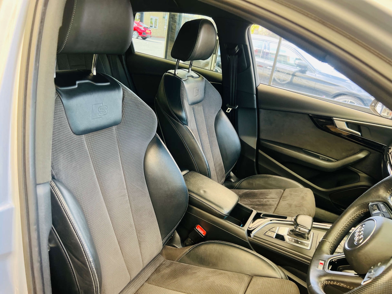 Used Audi A4 2018 for sale - 76542298: Photo 12