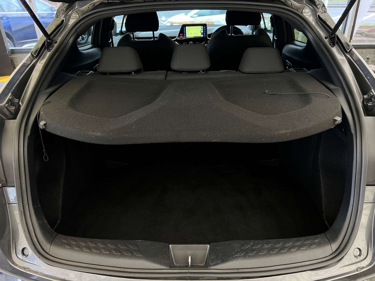 Used Toyota C-HR 2019 for sale - 77693709: Photo 23