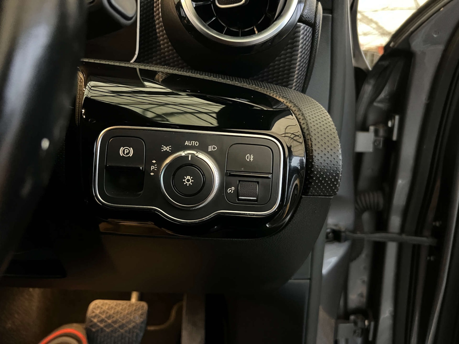 Used Mercedes-Benz A-Class 2018 for sale - 76591663: Photo 17